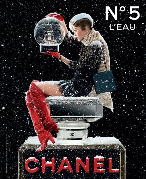 chanel numéro 5 publicité 2019|Publicité Chanel N°5 « Je vois » .